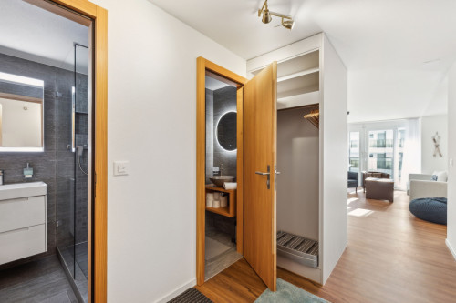 Eingangsbereich mit Badezimmer