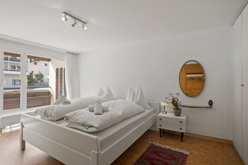 Schlafzimmer 1 mit Doppelbett