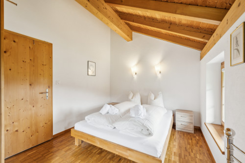 Schlafzimmer 1 im 2.OG mit Doppelbett (160)